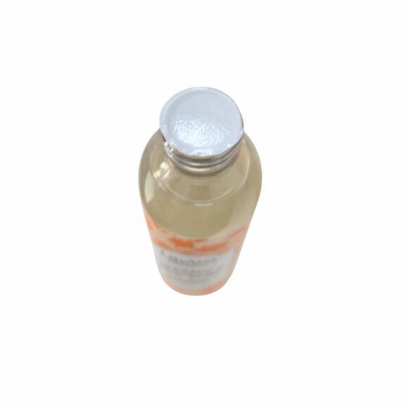 Lilyana Vitamin C Brightening Face Wash - Picture 2 of 2